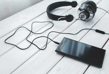 斯洛特短期内将留任利物浦，克洛普为加盟皇马提出六项要求